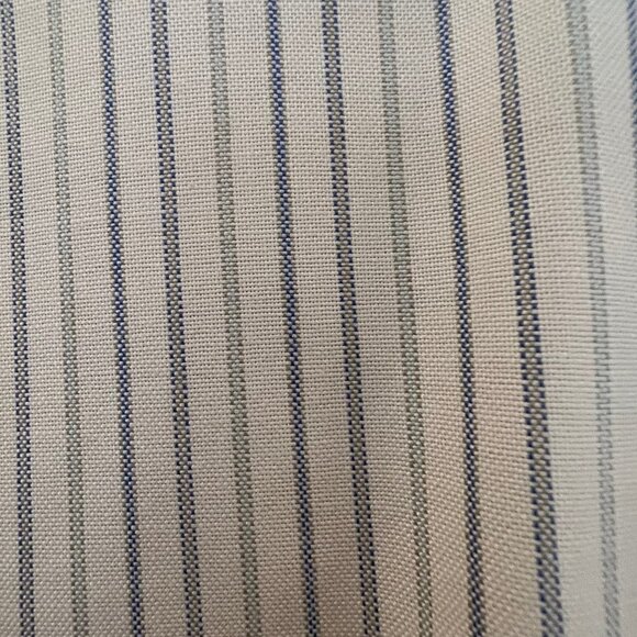 Croft & Barrow Men's Gray & White Striped Oxford Button Down Shirt, Neck 17 - Picture 3 of 7